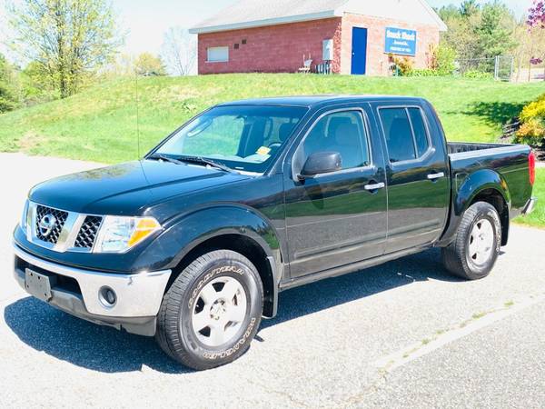 2008 Nissan Frontier Crew Cab 128k 4X4 for sale in Tyngsboro, MA – photo 3