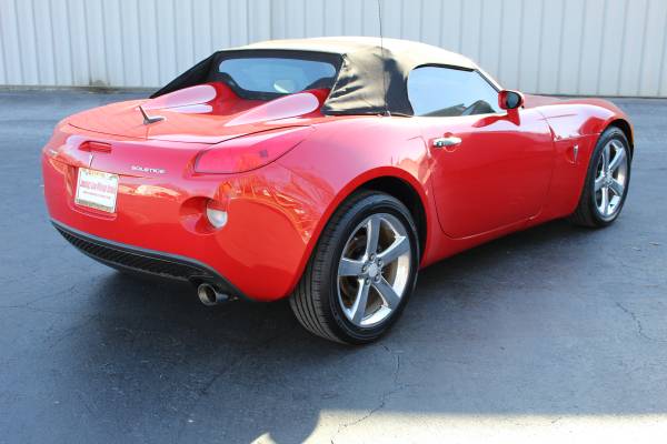 2006 Pontiac Solstice Convertible, Leather, only 94K miles! - cars &... for sale in Lansing, MO – photo 10