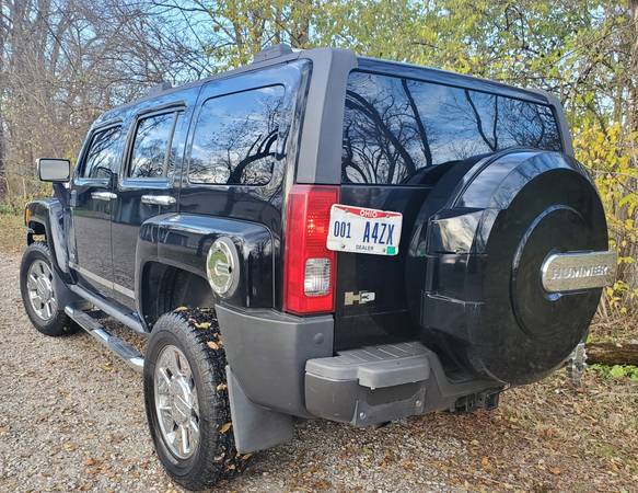 CarFax CERTIFIED 2007 HUMMER H3 4X4 HX3 - cars & trucks - by owner -... for sale in Newark, OH – photo 6