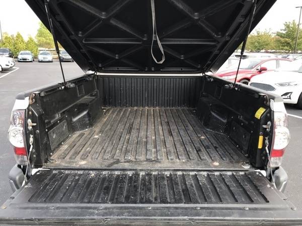 2012 Toyota Tacoma PreRunner for sale in Zionsville, IN – photo 9