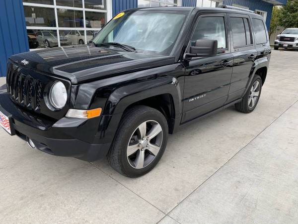 ★★★ 2016 Jeep Patriot High Altitude 4x4 / Leather! ★★★ - cars &... for sale in Grand Forks, ND – photo 2