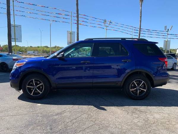 2013 Ford Explorer XLT w/ 3rd row, CLEAN**JUAT REDUCED** for sale in San Antonio, TX – photo 5