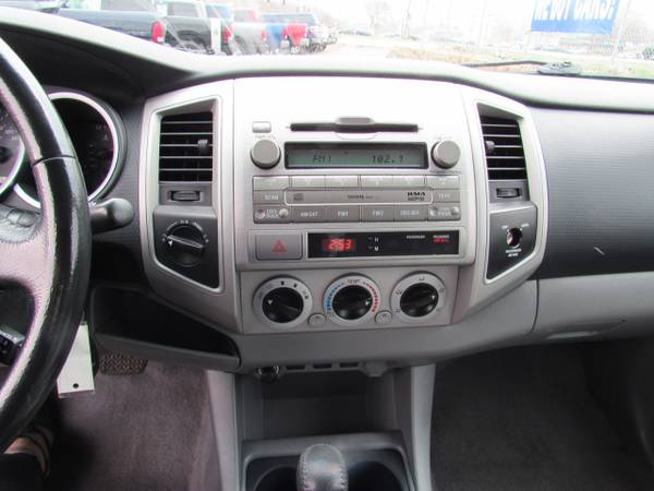 2011 Toyota Tacoma 4WD Access I4 MT (Natl) - - by for sale in VADNAIS HEIGHTS, MN – photo 11