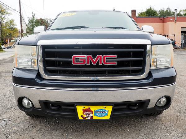 2007 GMC Sierra SLE Crew Cab 4X4 Auto Air Full Power Super Nice for sale in West Warwick, CT – photo 3