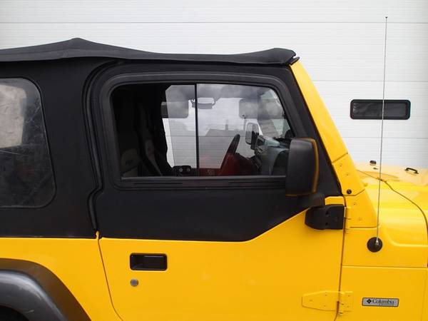 2004 Jeep Wrangler Columbia Edition, 6 cyl, automatic, CLEAN! for sale in Chicopee, MA – photo 8