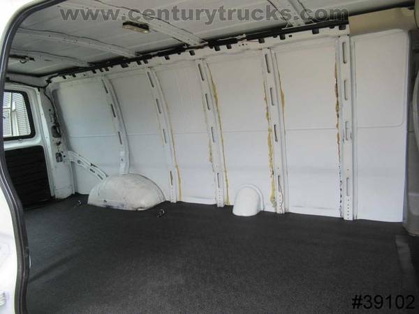 2016 Chevrolet Express 2500 CARGO EXTENDED Summit White for sale in Grand Prairie, TX – photo 13
