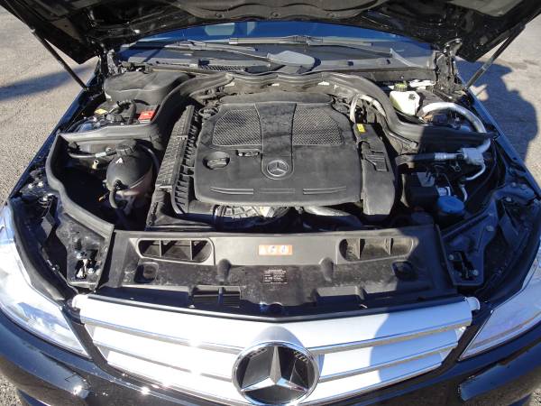 2014 Mercedes-Benz C-Class C 300 Sport 4MATIC AWD 4dr Sedan 83087 -... for sale in Burnsville, MN – photo 20