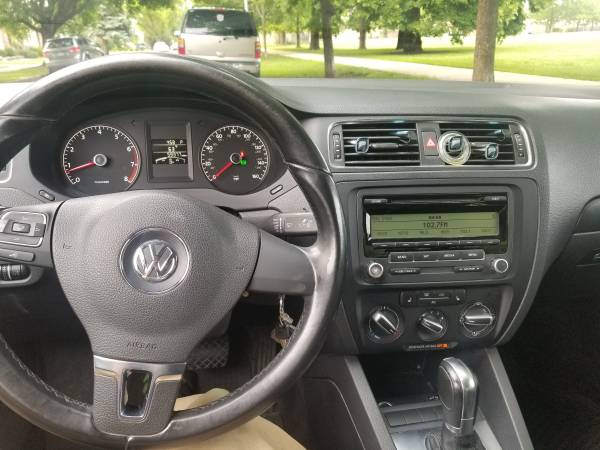 Volkswagen Jetta 2011 for sale in Chicago, IL – photo 4