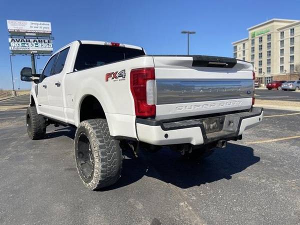 2019 Ford F-250SD Platinum - truck - - by dealer for sale in Ardmore, OK – photo 6