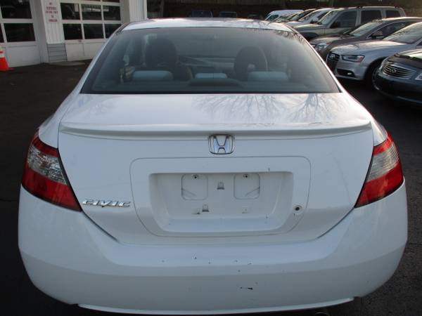 2009 Honda Civic COUPE Reliable Ride, best price - 4490 for sale in Roanoke, VA – photo 4