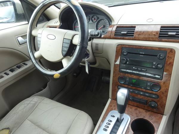 2006 Ford Five-Hundred, SEL, Sedan - - by dealer for sale in Mogadore, OH – photo 11