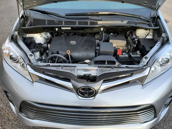 2019 TOYOTA SIENNA XLE - - by dealer - vehicle for sale in Inman, SC – photo 9