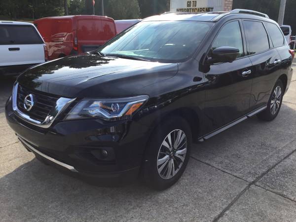 2019 Nissan Pathfinder SL AWD Black 18k Loaded and priced right, Sharp for sale in Dickson, TN – photo 3