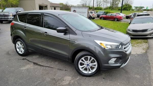 2017 Ford Escape SE - - by dealer - vehicle automotive for sale in Georgetown, KY – photo 19