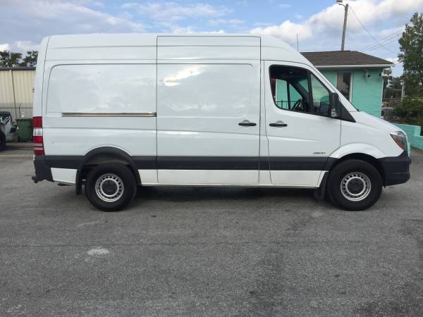2015 FREIGHTLINER SPRINTER 2500 SUPER HI CEILING 144" WB W ONLY 50K MI for sale in Wilmington, NC – photo 6