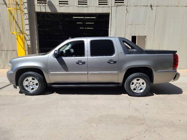 2009 Chevrolet Chevy Avalanche LS 4x4 Crew Cab 4dr for sale in Goodyear, AZ – photo 10