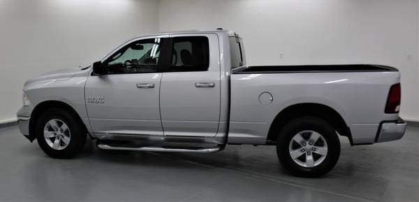 2016 Ram 1500 Quad Cab - Financing Available! - cars & trucks - by... for sale in Saint Louis, MO – photo 3