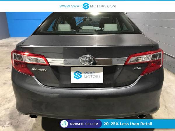 2014 Toyota Camry for sale in Chicago, IL – photo 9