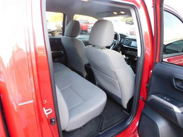 Toyota Tacoma SR5 2wd Automatic Crew Cab Pickup Truck Clean Loaded... for sale in Winston Salem, NC – photo 10