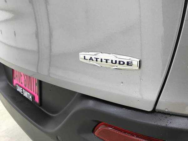 2017 Jeep Cherokee AWD All Wheel Drive SUV Latitude - cars & trucks... for sale in Kellogg, MT – photo 17