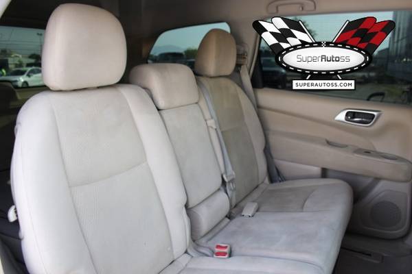 2013 Nissan Pathfinder 4x4 *3rd Row Seats* CLEAN TITLE & Ready To... for sale in Salt Lake City, ID – photo 11