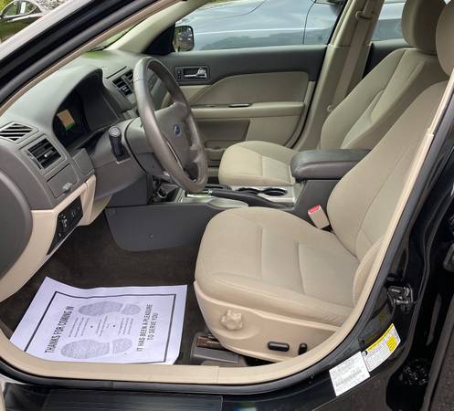 2010 Ford Fusion Hybrid with only 20k miles! - cars & trucks - by... for sale in Chattanooga, TN – photo 5
