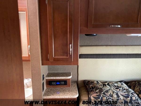 2015 Thor Motorhome A C E 30 2 Bunkhouse Model - - by for sale in Richmond, FL – photo 19