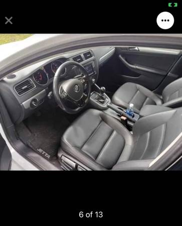 2017 VW Jetta SE manual transmission - cars & trucks - by owner -... for sale in Rockford, IL – photo 4