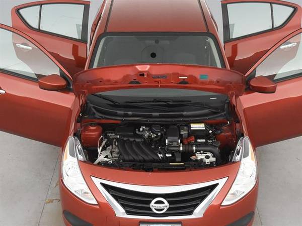 2018 Nissan Versa SV Sedan 4D sedan Red - FINANCE ONLINE for sale in Atlanta, WI – photo 4