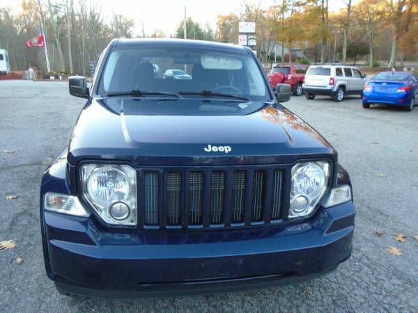2012 jeep liberty sport/low miles/clean - cars & trucks - by dealer... for sale in Douglas, RI – photo 2