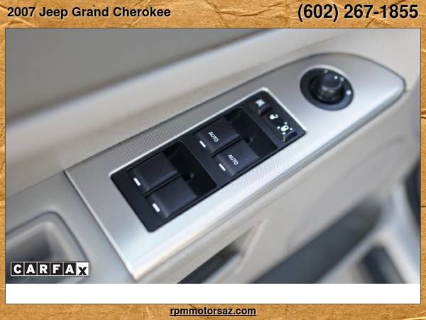 2007 Jeep Grand Cherokee Laredo 4WD - cars & trucks - by dealer -... for sale in Phoenix, AZ – photo 21
