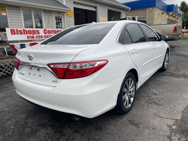 2016 Toyota Camry XLE 4dr Sedan FREE CARFAX ON EVERY VEHICLE! - cars... for sale in Sapulpa, OK – photo 5