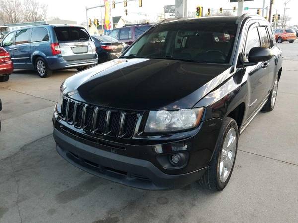 2012 JEEP COMPASS LATITUDE EZ FINANCING AVAILABLE - cars & trucks -... for sale in Springfield, IL – photo 8