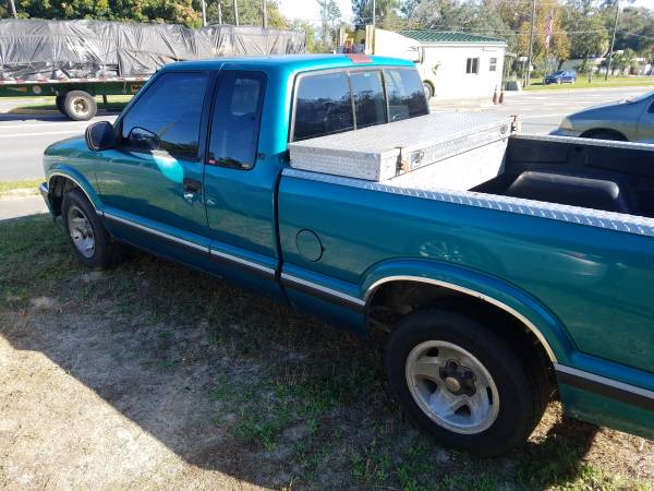 94 Chevrolet S-10 - cars & trucks - by owner - vehicle automotive sale for sale in Fanning Springs, FL – photo 3
