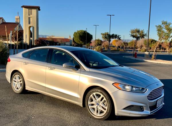 2015 Ford Fusion SE Automatic. 1 Owner, Clean Title & Smogged! -... for sale in Lancaster, CA – photo 5