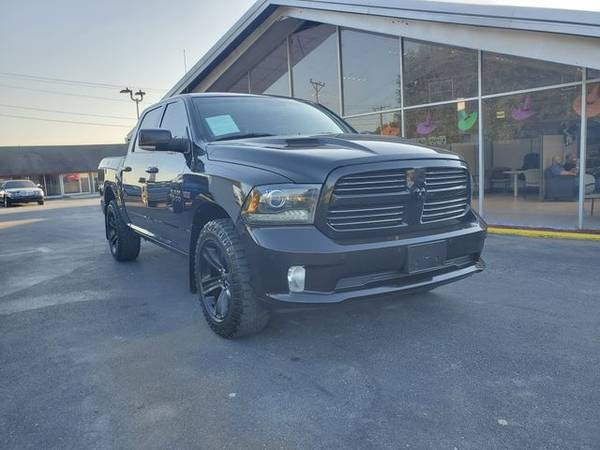 2016 Ram 1500 Crew Cab 4WD Sport Pickup 4D 5 1/2 ft Trades Welcome Fin for sale in Harrisonville, MO – photo 13