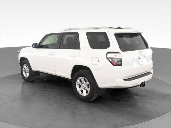 2018 Toyota 4Runner SR5 Sport Utility 4D suv White - FINANCE ONLINE... for sale in Washington, District Of Columbia – photo 7