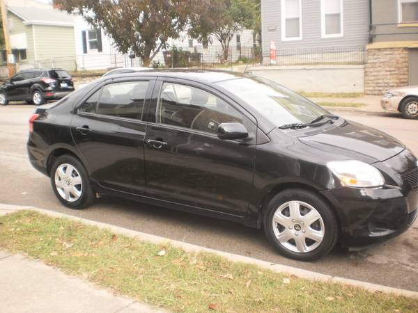 2012 Toyota Yaris (Reliable) for sale in Cincinnati, OH – photo 2