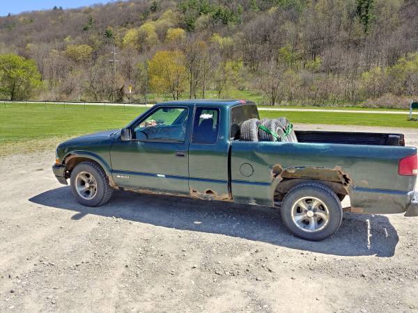 2002 chevy s10 LOW MILES! for sale in Naples, NY – photo 3