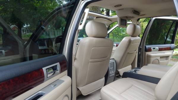 2006 Lincoln Navigator for sale in HARRISBURG, PA – photo 11
