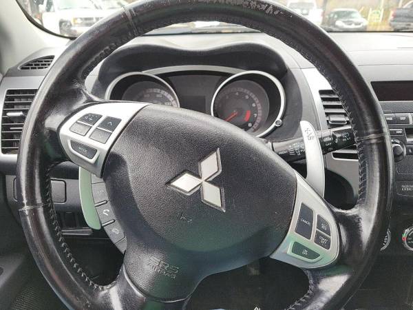 2007 Mitsubishi Outlander AWD 3rd Row - - by dealer for sale in Derry, MA – photo 15