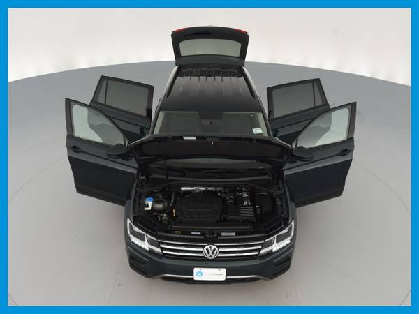 2018 VW Volkswagen Tiguan 2 0T S Sport Utility 4D suv Green for sale in La Crosse, MN – photo 22