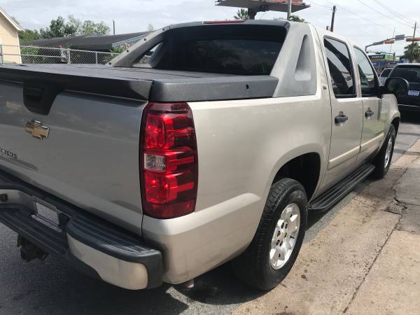 !!! 2009 CHEVROLET AVALANCHE !! CLEAN TITLE $$$ 5,390 CASH $$$ for sale in Brownsville, TX – photo 4