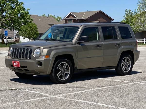 2008 Jeep Patriot Sport - - by dealer - vehicle for sale in Council Bluffs, IA – photo 2