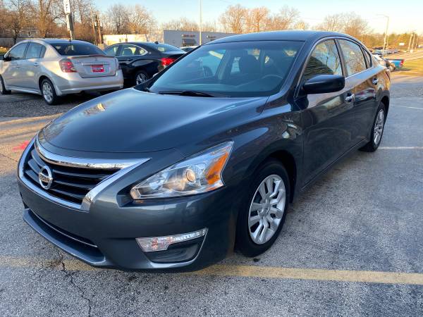 2013 Nissan Altima S - cars & trucks - by owner - vehicle automotive... for sale in Lannon, WI – photo 3