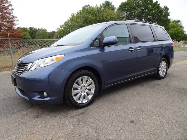 Toyota Sienna XLE Navigation Leather DVD Sunroof Van Mini Vans Loaded for sale in florence, SC, SC – photo 7
