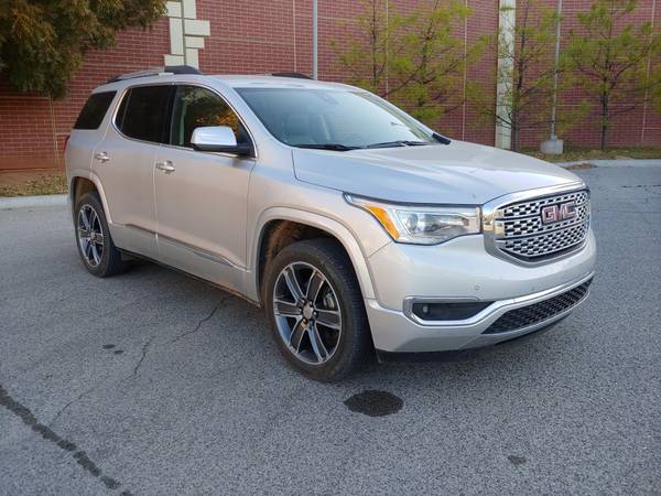 2019 GMC ACADIA DENALI LOW MILES! LOADED! 1 OWNER! CLEAN CARFAX! -... for sale in Norman, KS – photo 2