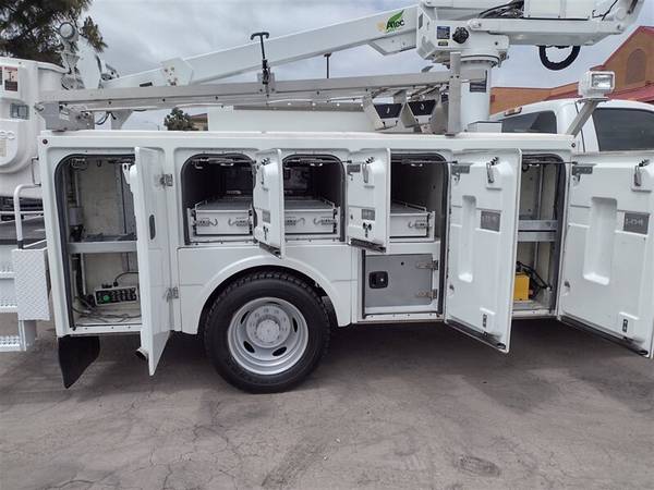 2012 Ford F550 bucket 35Ft, new engine 5 years warraty, 6 8 gas - cars for sale in Santa Ana, CA – photo 14