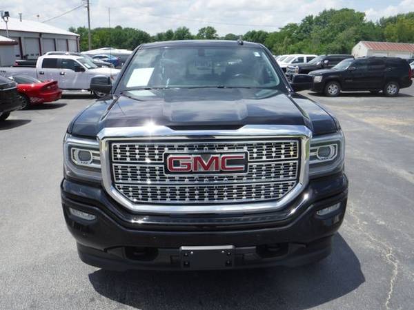 2017 GMC Sierra 1500 Crew Cab 4WD SLT Pickup 4D 5 3/4 ft Trades Welcom for sale in Harrisonville, MO – photo 11