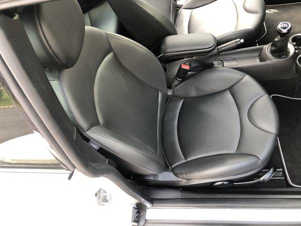 2012 Mini Clubman S 6 Speed Cold Weather Pack Harman/Kardon Like New... for sale in Palmyra, PA – photo 17